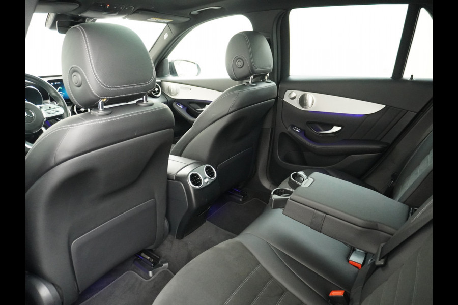 Mercedes-Benz GLC 300e AMG 4Matic // Panoramadak // Burmester // 360 Camera // Keyless // Carbon // Sfeerverlichting // Carplay