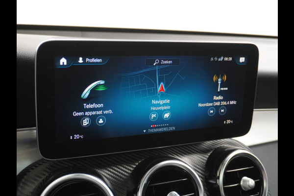 Mercedes-Benz GLC 300e AMG 4Matic // Panoramadak // Burmester // 360 Camera // Keyless // Carbon // Sfeerverlichting // Carplay