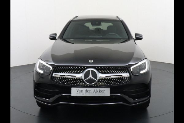Mercedes-Benz GLC 300e AMG 4Matic // Panoramadak // Burmester // 360 Camera // Keyless // Carbon // Sfeerverlichting // Carplay