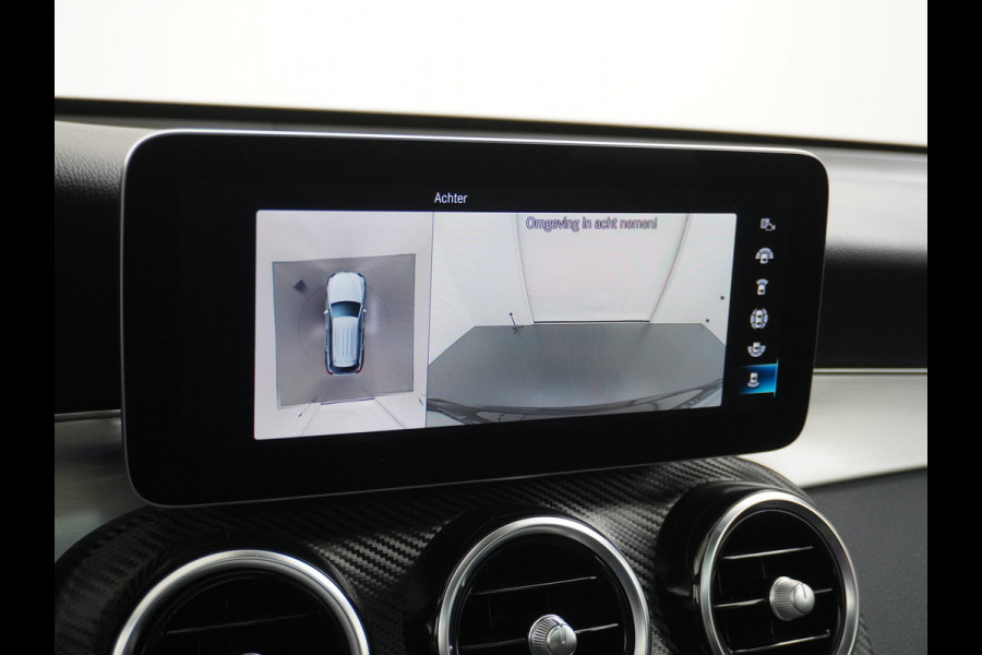 Mercedes-Benz GLC 300e AMG 4Matic // Panoramadak // Burmester // 360 Camera // Keyless // Carbon // Sfeerverlichting // Carplay
