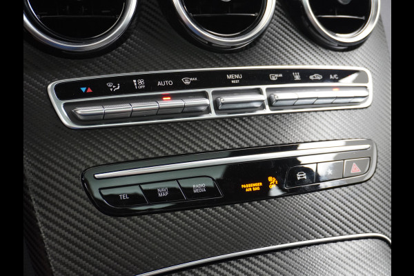 Mercedes-Benz GLC 300e AMG 4Matic // Panoramadak // Burmester // 360 Camera // Keyless // Carbon // Sfeerverlichting // Carplay