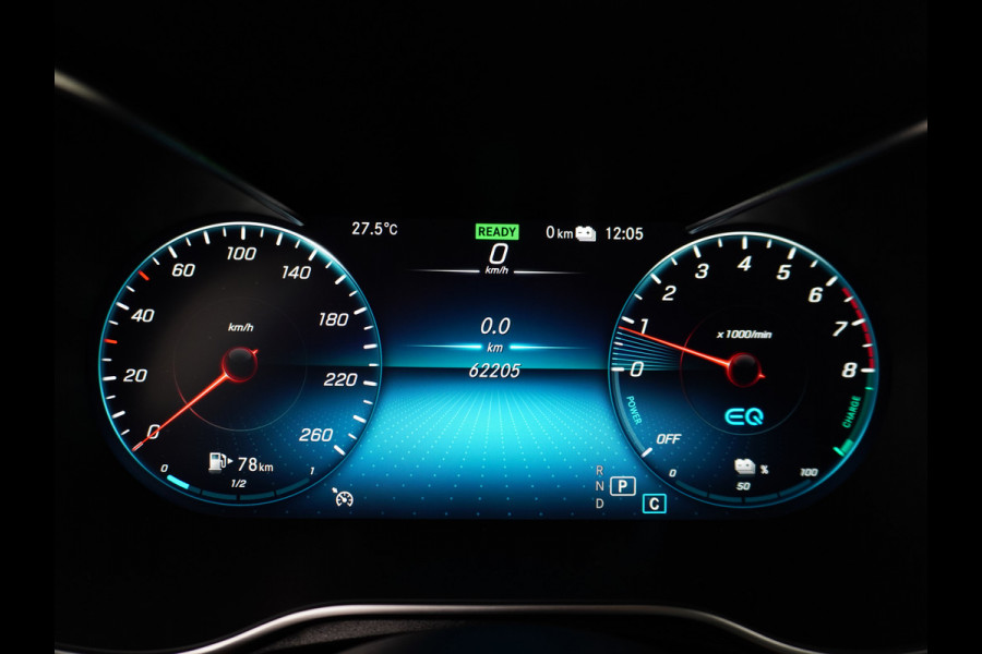 Mercedes-Benz GLC 300e Coupé AMG 4Matic // Burmester / Magno Grijs // 20 inch // Treeplanken // Night pakket