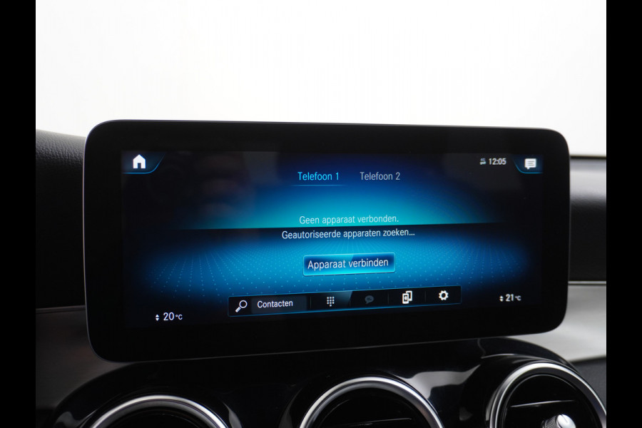 Mercedes-Benz GLC 300e Coupé AMG 4Matic // Burmester / Magno Grijs // 20 inch // Treeplanken // Night pakket