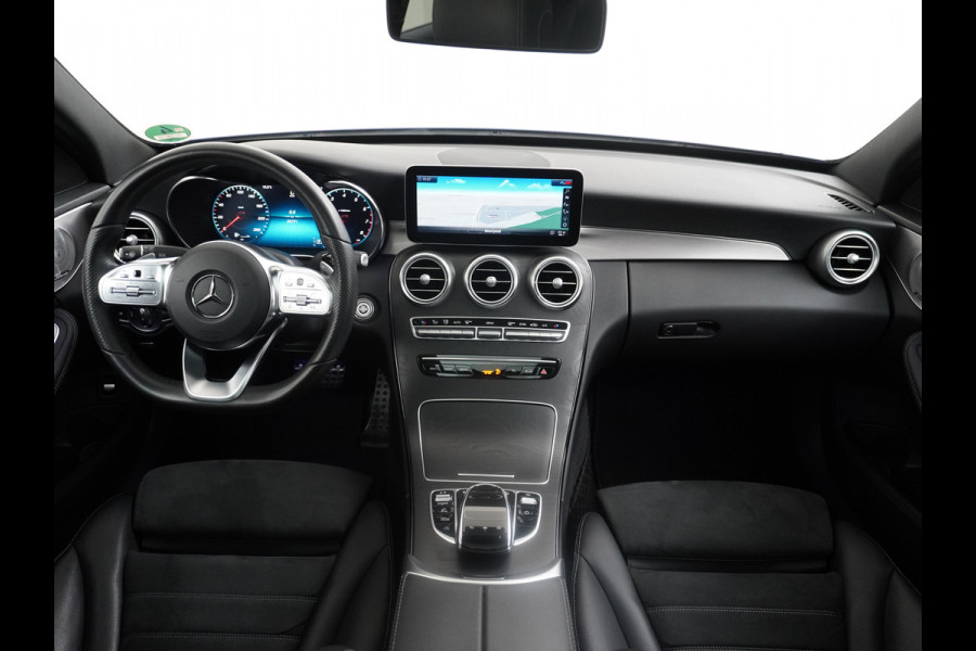 Mercedes-Benz C-Klasse 180 AMG 180 AMG // Panoramadak // MultiBeam LED // Nightpakket // Digitaal Dashbord // Carplay // Sfeerverlichting