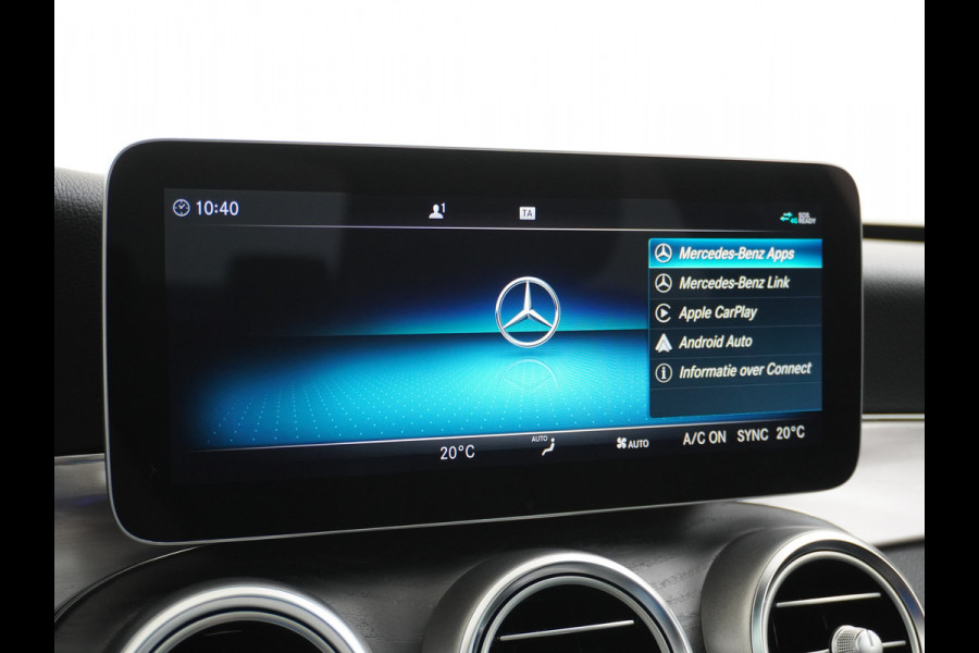 Mercedes-Benz C-Klasse 180 AMG 180 AMG // Panoramadak // MultiBeam LED // Nightpakket // Digitaal Dashbord // Carplay // Sfeerverlichting