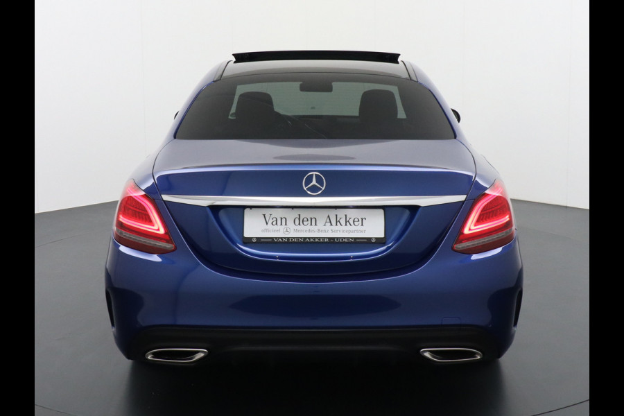 Mercedes-Benz C-Klasse 180 AMG 180 AMG // Panoramadak // MultiBeam LED // Nightpakket // Digitaal Dashbord // Carplay // Sfeerverlichting