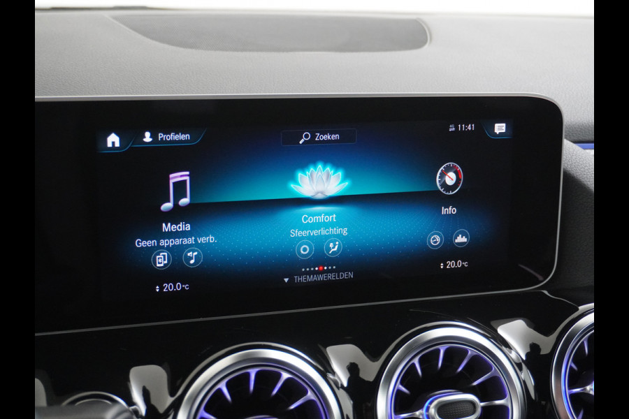 Mercedes-Benz GLA 200 AMG // Camera // Sfeerverlichting // Night Pakket // Augmented Reality // Carplay // 19" Muli Spaak Velgen