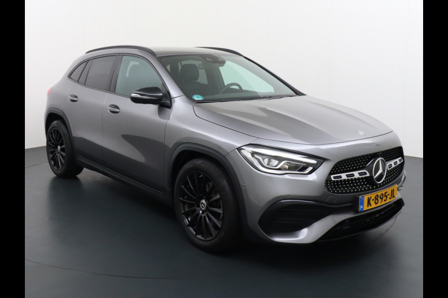 Mercedes-Benz GLA 200 AMG // Camera // Sfeerverlichting // Night Pakket // Augmented Reality // Carplay // 19" Muli Spaak Velgen