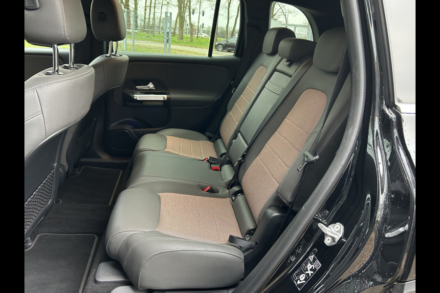Mercedes-Benz EQB 350 4Matic 67kWk 293pk // Camera // Cruise Control // Carplay // Elek. Achterklep // Sfeerverlichting