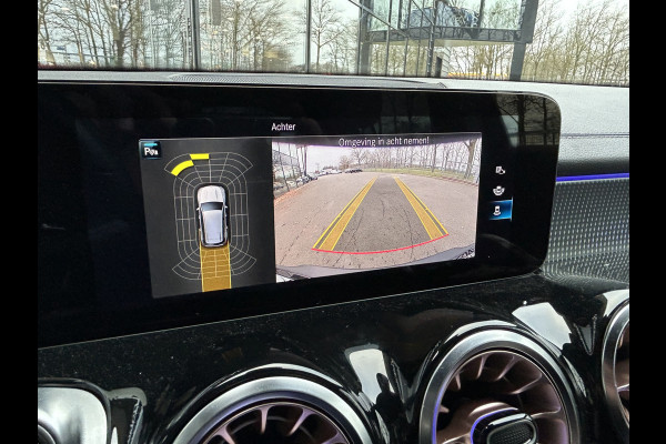 Mercedes-Benz EQB 350 4Matic 67kWk 293pk // Camera // Cruise Control // Carplay // Elek. Achterklep // Sfeerverlichting