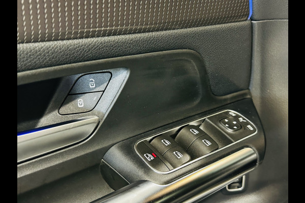 Mercedes-Benz EQA 250 Luxury 67kWh // Camera // Dode Hoek Ass. // D. Glas // Elektrische Achterklep // Sfeerverlichting // Widescreen // Cruise