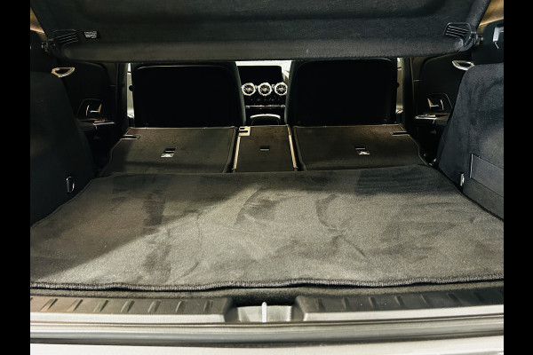 Mercedes-Benz EQA 250 Luxury 67kWh // Camera // Dode Hoek Ass. // D. Glas // Elektrische Achterklep // Sfeerverlichting // Widescreen // Cruise