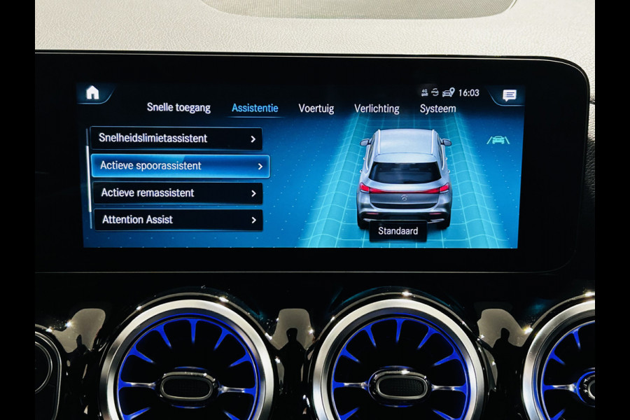 Mercedes-Benz EQA 250 Luxury 67kWh // Camera // Dode Hoek Ass. // D. Glas // Elektrische Achterklep // Sfeerverlichting // Widescreen // Cruise