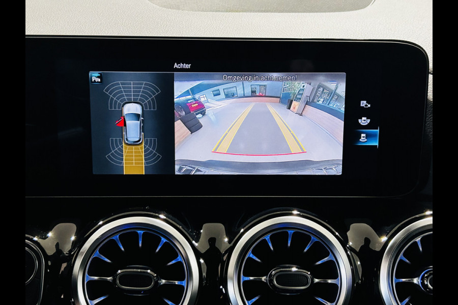 Mercedes-Benz EQA 250 Luxury 67kWh // Camera // Dode Hoek Ass. // D. Glas // Elektrische Achterklep // Sfeerverlichting // Widescreen // Cruise