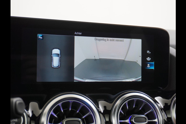 Mercedes-Benz GLA 250 e AMG // Panoramadak // 20" AMG Velgen // Nightpakket // Sfeerverlichting // Camera //