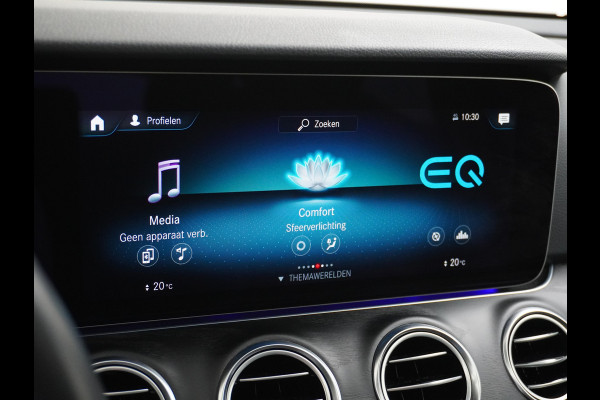 Mercedes-Benz E-Klasse 300e AMG // Trekhaak 2100kg // 360 Camera // Schuifdak // Night pakket // Elek. Achterklep // Carplay