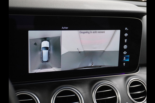 Mercedes-Benz E-Klasse 300e AMG // Trekhaak 2100kg // 360 Camera // Schuifdak // Night pakket // Elek. Achterklep // Carplay