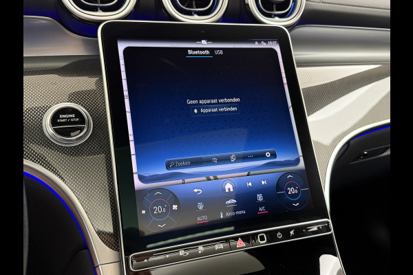 Mercedes-Benz GLC 400e 4Matic AMG 381PK // Airmatic // Trekhaak // Panoramadak // Achteras besturing // Memory // Treeplanken // 20 inch // Camera