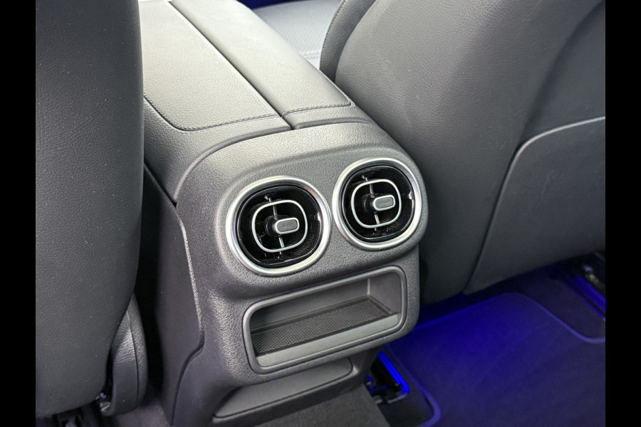 Mercedes-Benz GLC 300e AMG 4Matic // Trekhaak // Massage // Burmester 3D // Multi Contour Stoelen // 360 // Distronic // Panoramadak // AirBalance