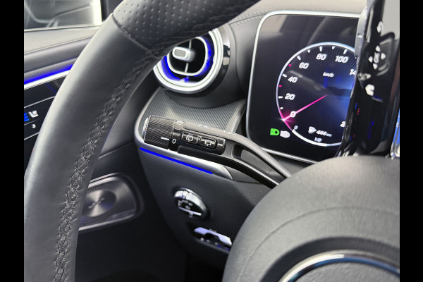 Mercedes-Benz GLC 300e AMG 4Matic // Trekhaak // Massage // Burmester 3D // Multi Contour Stoelen // 360 // Distronic // Panoramadak // AirBalance