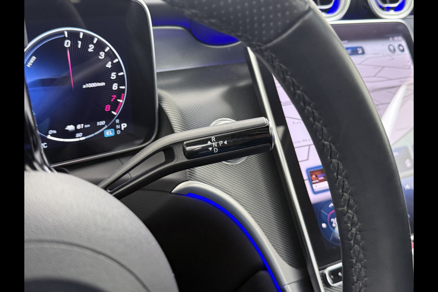 Mercedes-Benz GLC 300e AMG 4Matic // Trekhaak // Massage // Burmester 3D // Multi Contour Stoelen // 360 // Distronic // Panoramadak // AirBalance