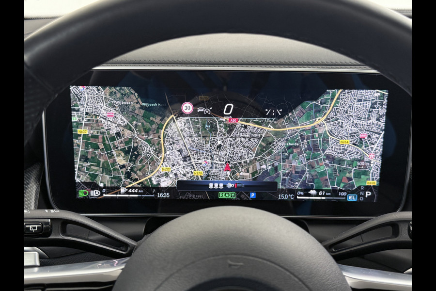 Mercedes-Benz GLC 300e AMG 4Matic // Trekhaak // Massage // Burmester 3D // Multi Contour Stoelen // 360 // Distronic // Panoramadak // AirBalance