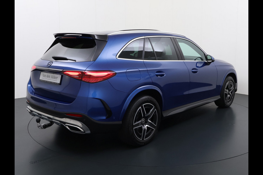 Mercedes-Benz GLC 300e AMG 4Matic // Trekhaak // Massage // Burmester 3D // Multi Contour Stoelen // 360 // Distronic // Panoramadak // AirBalance