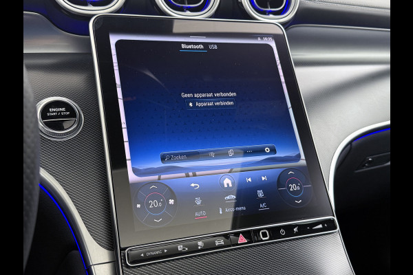 Mercedes-Benz GLC 300e AMG 4Matic // Trekhaak // Massage // Burmester 3D // Multi Contour Stoelen // 360 // Distronic // Panoramadak // AirBalance