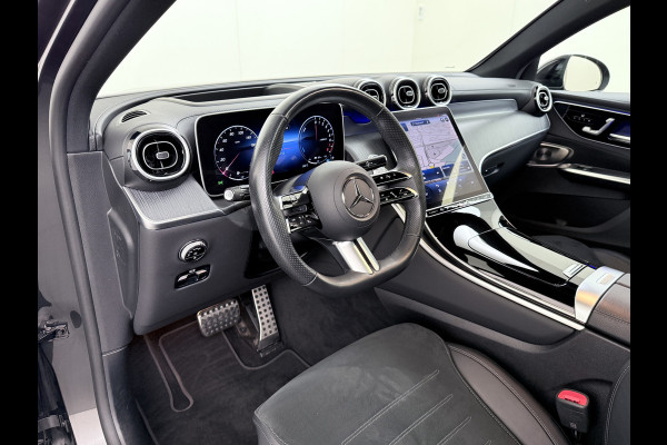 Mercedes-Benz GLC 300e AMG Coupé 4Matic // Trekhaak // Panoramadak // Headup Display // Burmester 3D // 360 Camera // Night pakket // Memory // Sf