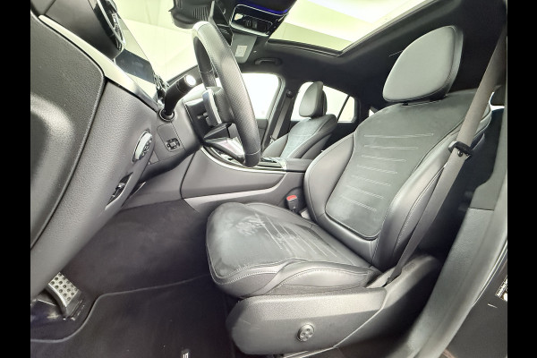 Mercedes-Benz GLC 300e AMG Coupé 4Matic // Trekhaak // Panoramadak // Headup Display // Burmester 3D // 360 Camera // Night pakket // Memory // Sf