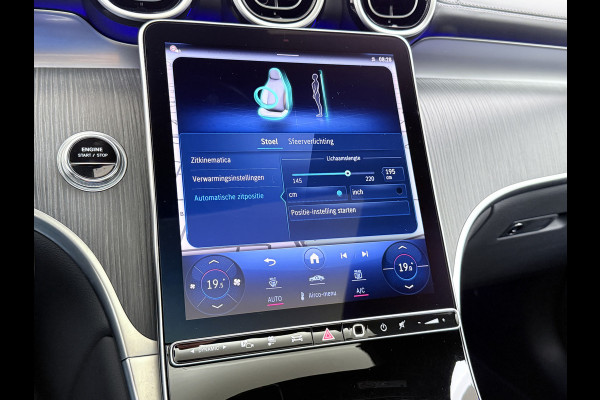 Mercedes-Benz GLC 300e AMG Coupé 4Matic // Trekhaak // Panoramadak // Headup Display // Burmester 3D // 360 Camera // Night pakket // Memory // Sf