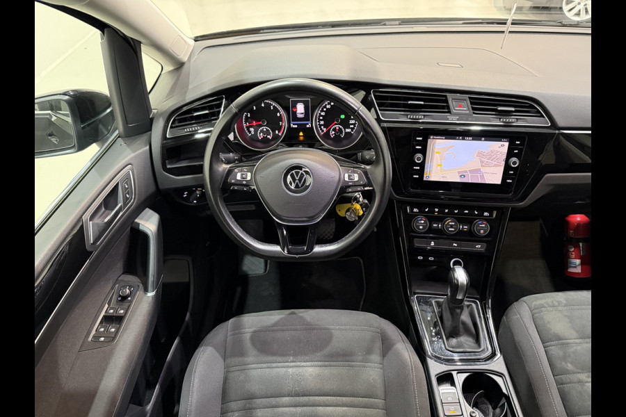 Volkswagen Touran 7p 1.5 TSI 150pk DSG Highline | ACC | Full Led