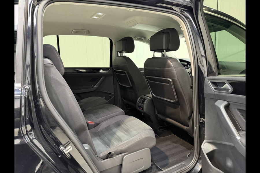 Volkswagen Touran 7p 1.5 TSI 150pk DSG Highline | ACC | Full Led