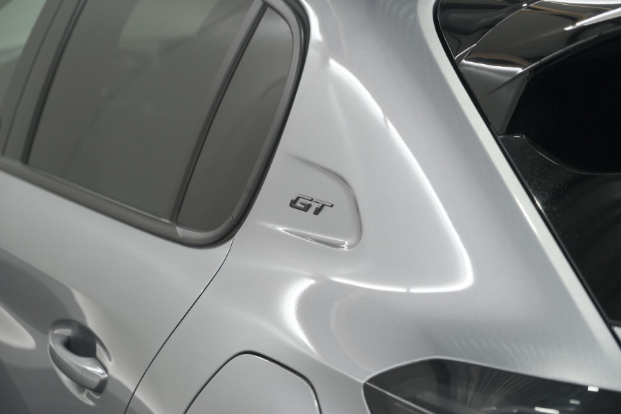 Peugeot 208 Hybrid 136 e-DCS6 GT Camera | Apple Carplay & Android Auto | Parkeersensoren