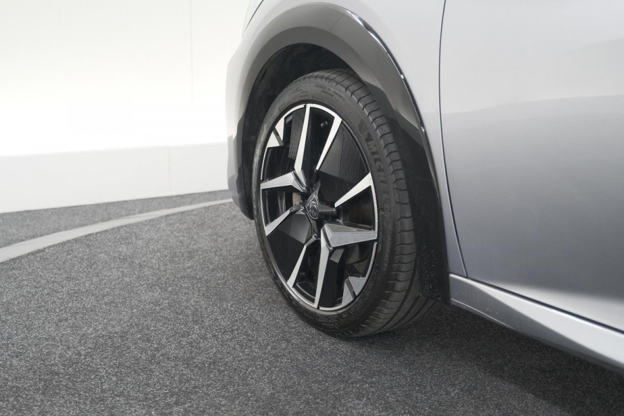 Peugeot 208 Hybrid 136 e-DCS6 GT Camera | Apple Carplay & Android Auto | Parkeersensoren