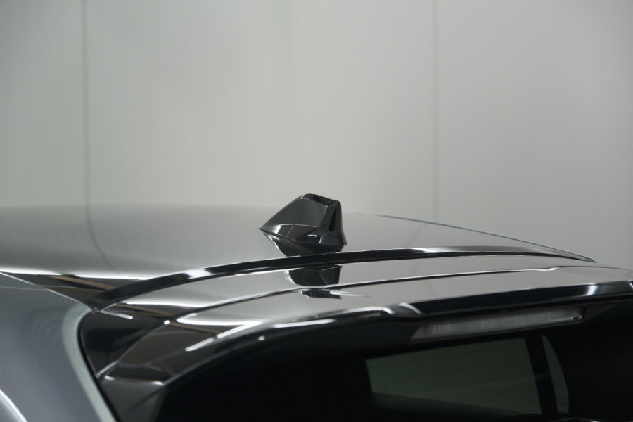 Peugeot 208 Hybrid 136 e-DCS6 GT Camera | Apple Carplay & Android Auto | Parkeersensoren