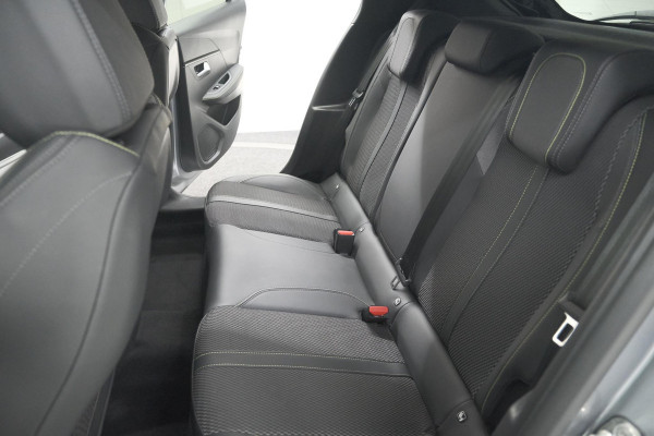 Peugeot 208 Hybrid 136 e-DCS6 GT Camera | Apple Carplay & Android Auto | Parkeersensoren