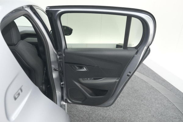Peugeot 208 Hybrid 136 e-DCS6 GT Camera | Apple Carplay & Android Auto | Parkeersensoren
