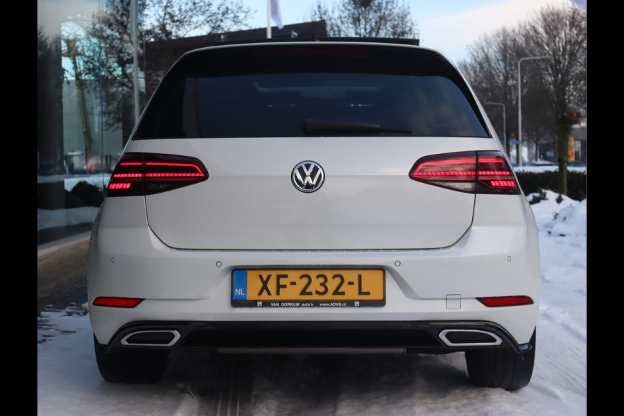 Volkswagen Golf 1.5 TSI Highline R-Line // Dealeronderhouden