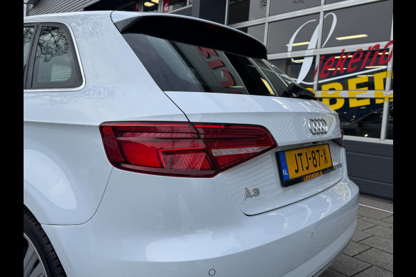 Audi A3 Sportback 30 TFSI Sport S Line Edition - Navigatie I Airco I Sport interieur & Velgen I PDC I Dealer onderhouden