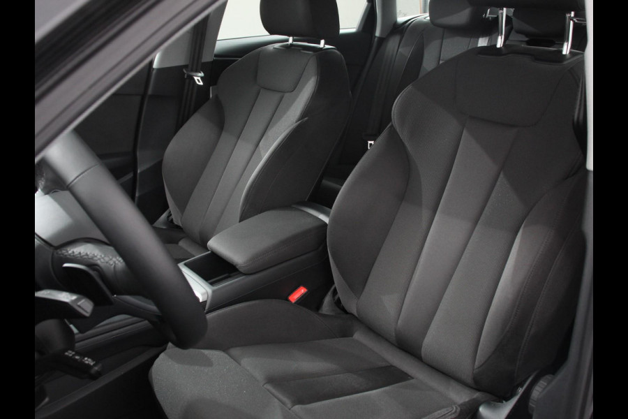 Audi A4 Avant 40 TFSI 205pk Automaat S Line Plus | Adaptive Cruise Control | Climate Control | LED | Navigatie | Parkeersensoren | Vitrual cockpit | Lichtmetalen velgen | Elektrische kofferbak | Line assist