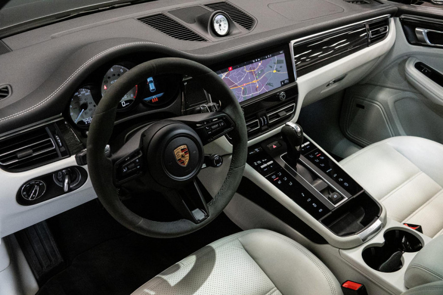 Porsche Macan 2.9 GTS *Sport-Chrono / BOSE / Sportuitlaat / Memory / Surround-view / Keyless*