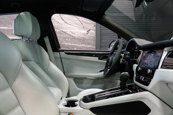 Porsche Macan 2.9 GTS *Sport-Chrono / BOSE / Sportuitlaat / Memory / Surround-view / Keyless*