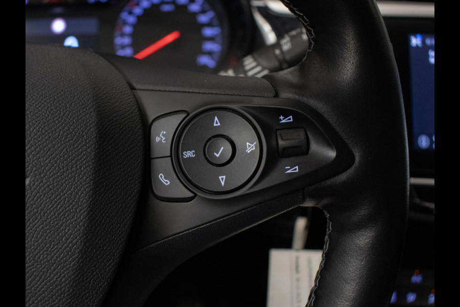 Opel Corsa 1.2 Edition Sport (APPLE CARPLAY,NAVI,STUURVERWARMING,CRUISE,PDC,BLACK EDITION,SPORTSTOELEN,LM VELGEN,NETTE STAAT)