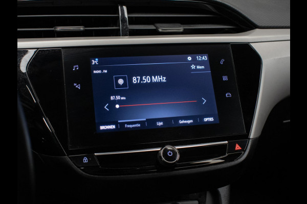 Opel Corsa 1.2 Edition Sport (APPLE CARPLAY,NAVI,STUURVERWARMING,CRUISE,PDC,BLACK EDITION,SPORTSTOELEN,LM VELGEN,NETTE STAAT)