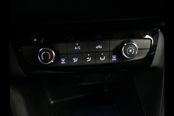 Opel Corsa 1.2 Edition Sport (APPLE CARPLAY,NAVI,STUURVERWARMING,CRUISE,PDC,BLACK EDITION,SPORTSTOELEN,LM VELGEN,NETTE STAAT)