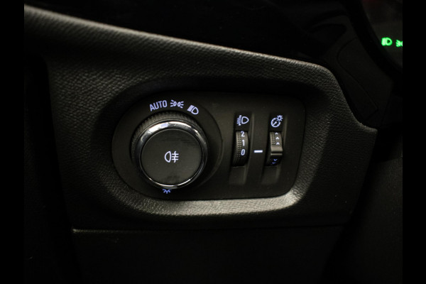 Opel Corsa 1.2 Edition Sport (APPLE CARPLAY,NAVI,STUURVERWARMING,CRUISE,PDC,BLACK EDITION,SPORTSTOELEN,LM VELGEN,NETTE STAAT)