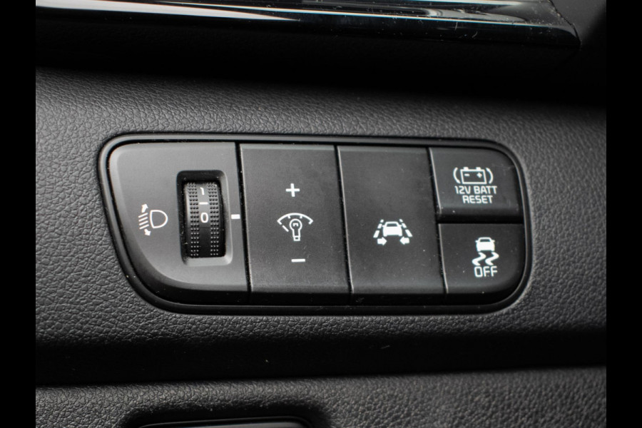 Kia Niro 1.6 GDi Hybrid DynamicLine Sport (NAVI,CAMERA,CRUISE,LANE ASSIST,LEDER,LED,SPORTSTOELEN,LM VELGEN,NETTE STAAT)