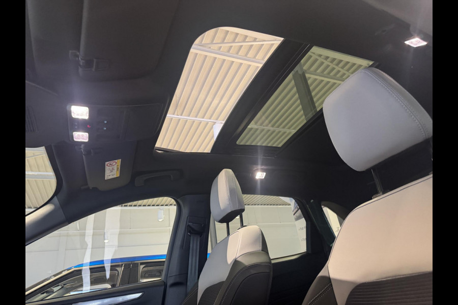Ford Kuga 2.5 PHEV Sound Edition SCI 243pk | Ford Voorraad | Panorama Dak | 20 inch Lichtmetaal | Winterpack | Matrix LED | Driver Assistance Pack