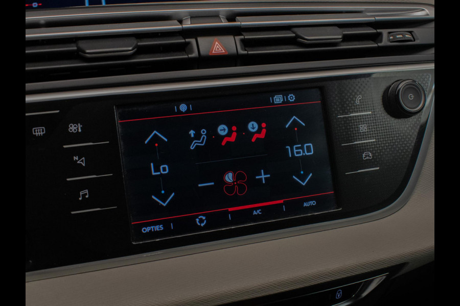 Citroën C4 Grand SpaceTourer 1.2 PureTech Shine 7p. Sport (APPLE CARPLAY,NAVI,CAMERA,360 VIEW,LEDER,GETINT,CLIMATE,SPORTSTOELEN)